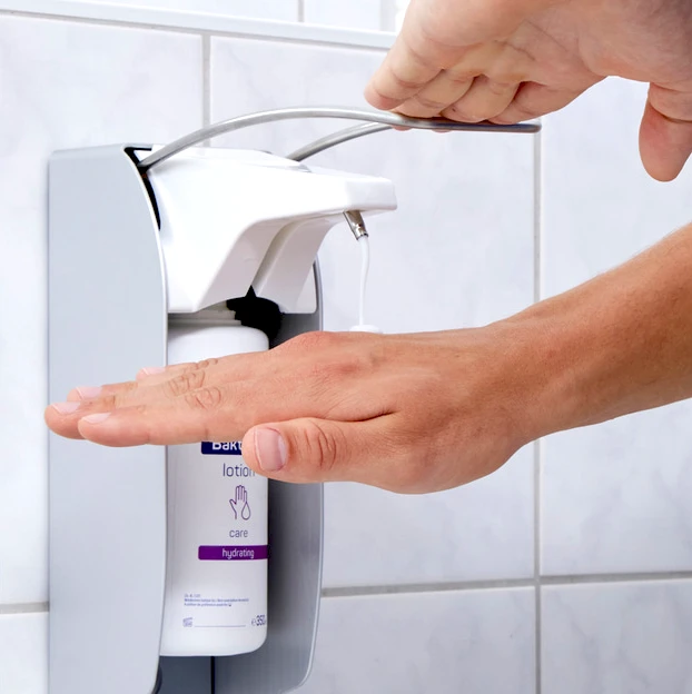 Baktolan Lotion von Paul Hartmann Wie wird Baktolan Lotion richtig angewendet?
