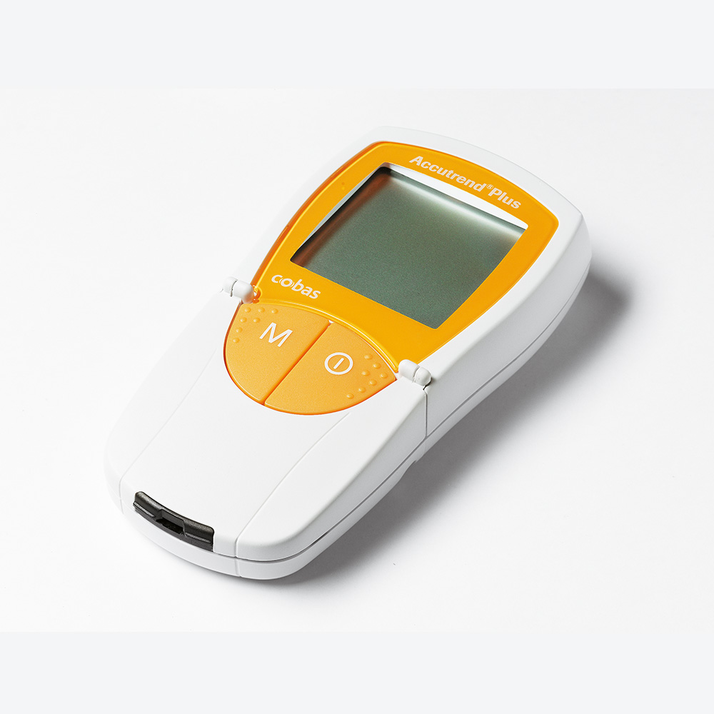Accutrend® Plus System Messgerät zur Bestimmung von Blutwerten am Point-of-Care